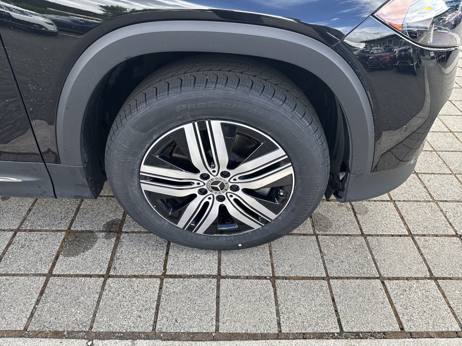 Certified 2024 Mercedes-Benz EQB 300 4MATIC image 10
