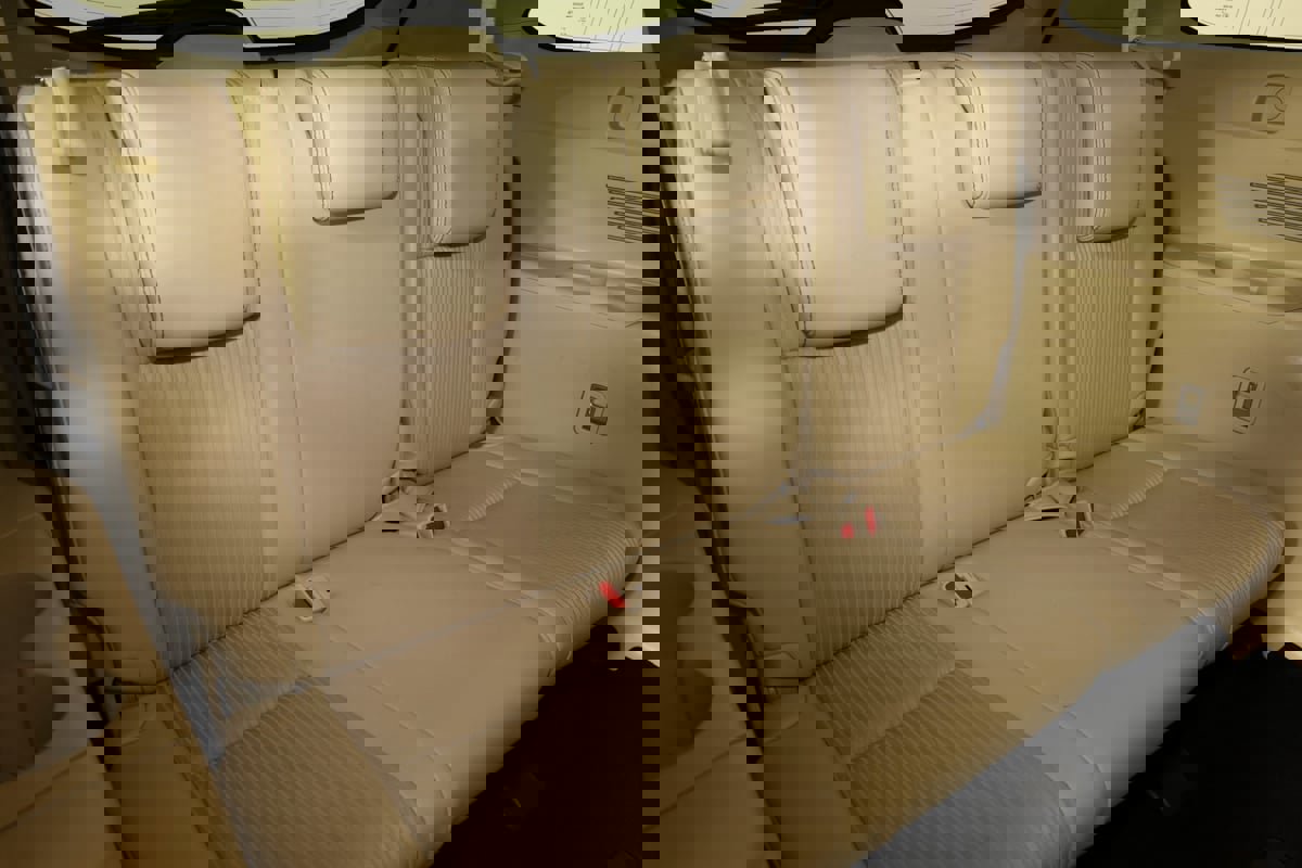 Used 2017 Toyota Highlander Plus image 34