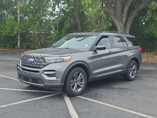 Certified 2023 Ford Explorer XLT w/ Equipment Group 202A RWD image 10