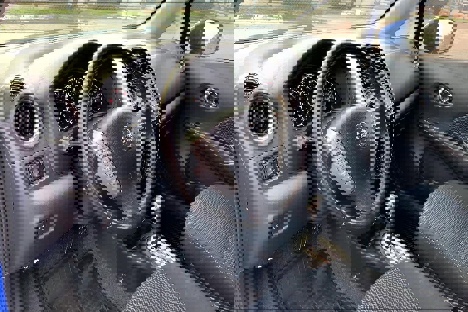 Used 2017 Nissan Versa Note SV w/ SV Appearance Package image 16