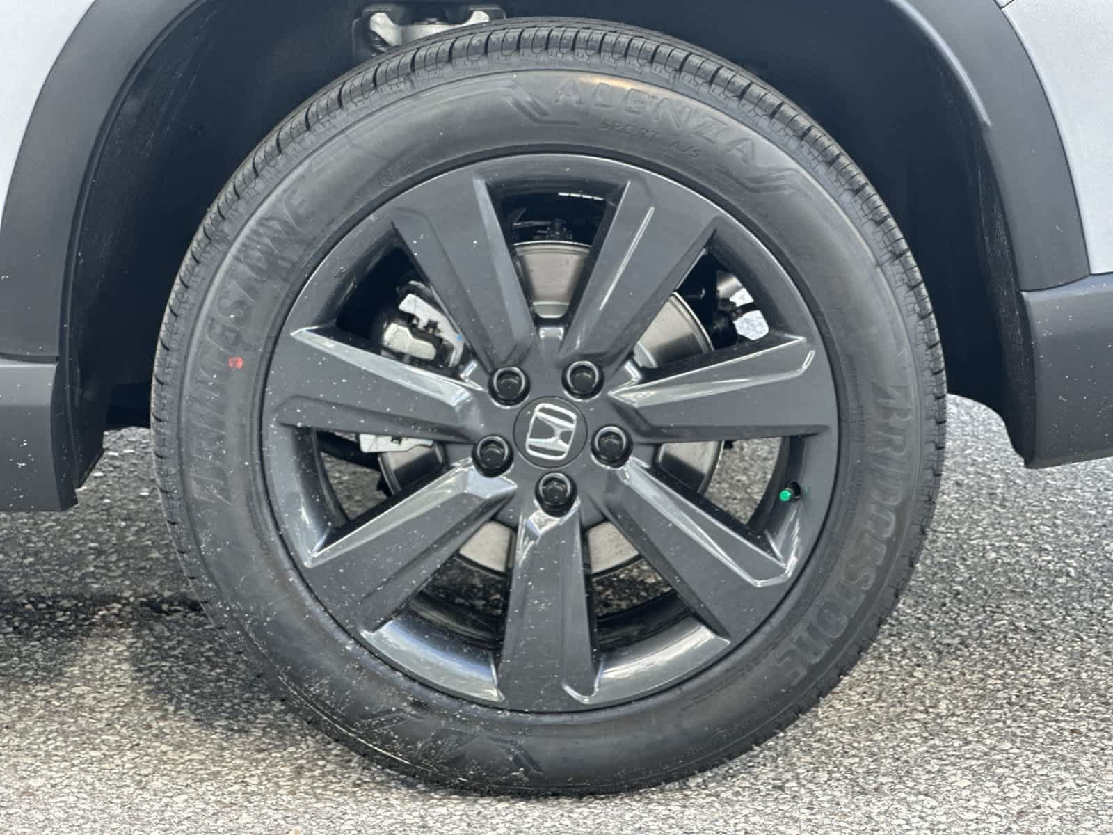 New 2026 Honda Pilot Sport image 12