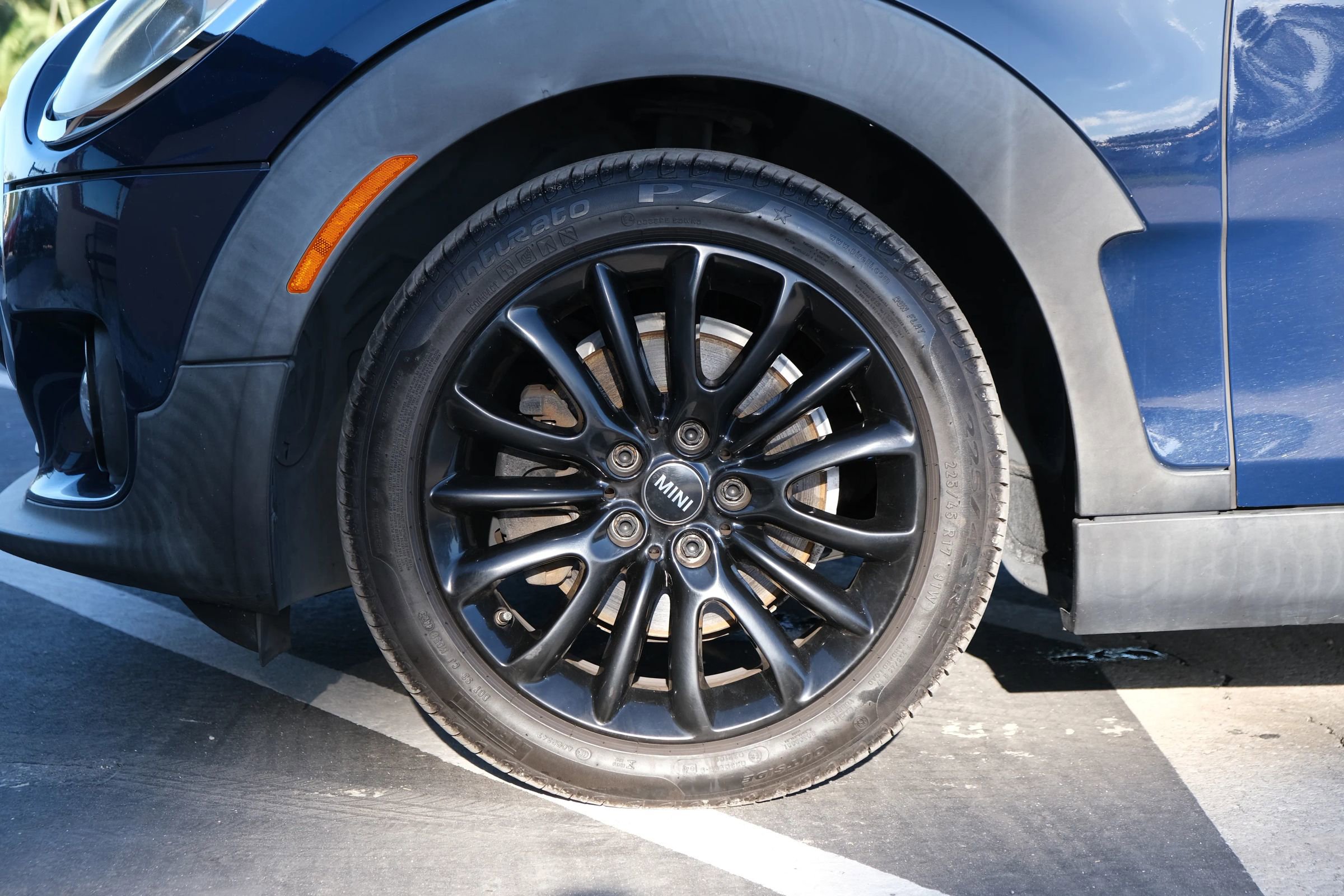 Used 2017 MINI Cooper Clubman image 11