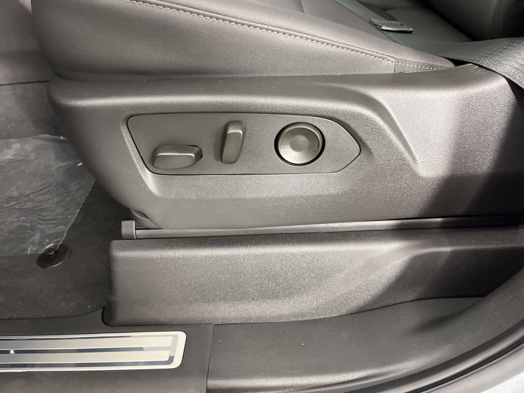 New 2026 Chevrolet Silverado 1500 LT Trail Boss w/ Safety Package image 27