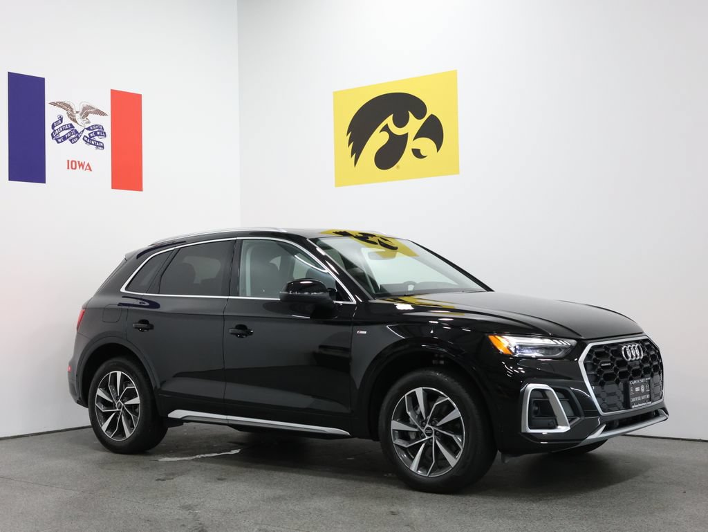 Used 2024 Audi Q5 2.0T Prestige w/ Prestige Package