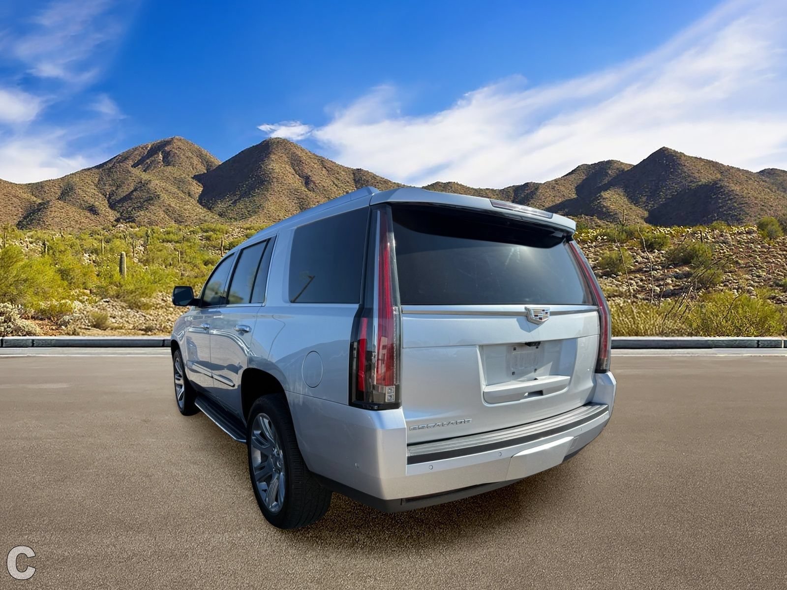 Certified 2018 Cadillac Escalade Luxury AWD/4WD image 3