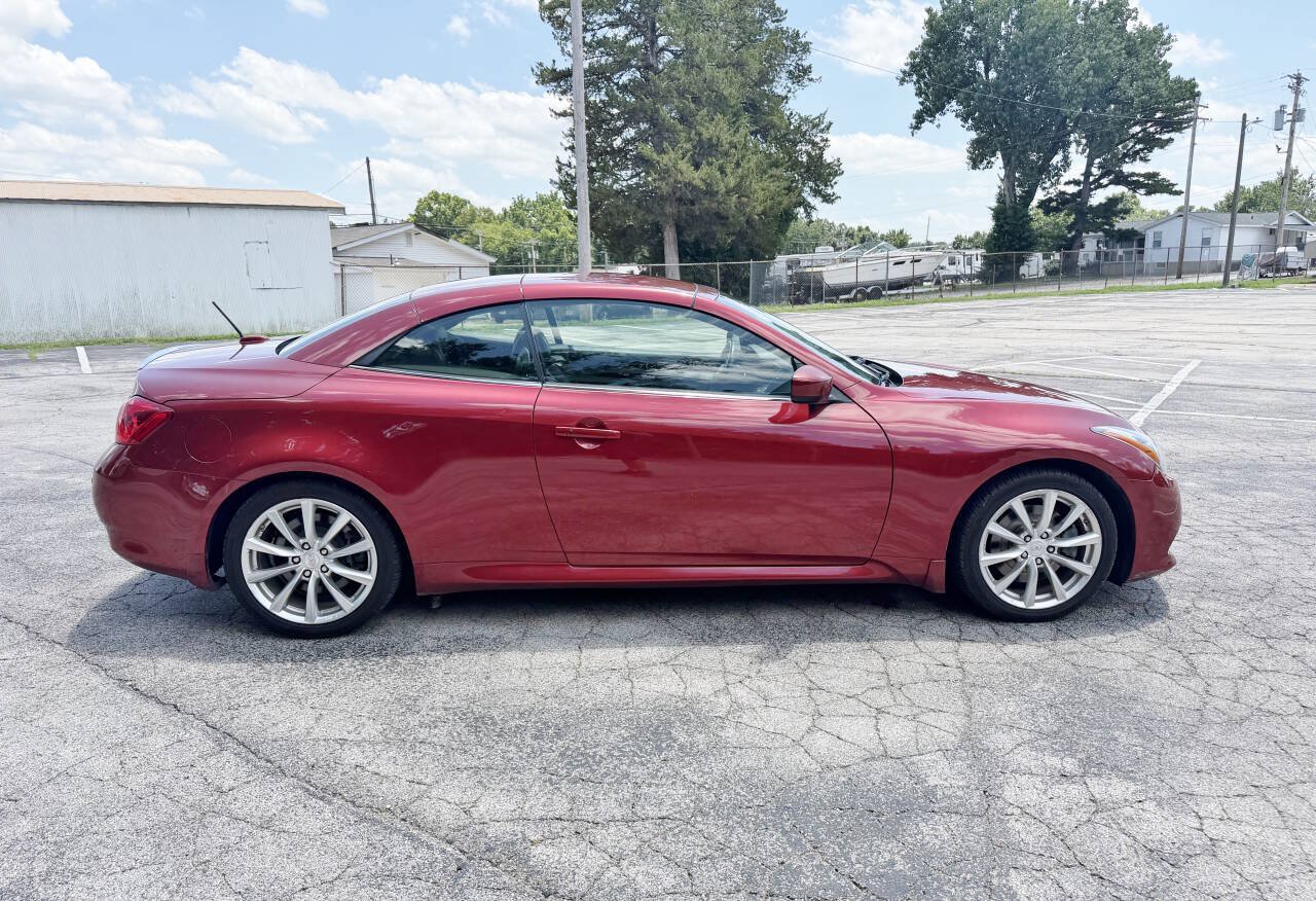 Used 2014 INFINITI Q60 Convertible w/ Premium Package RWD image 8