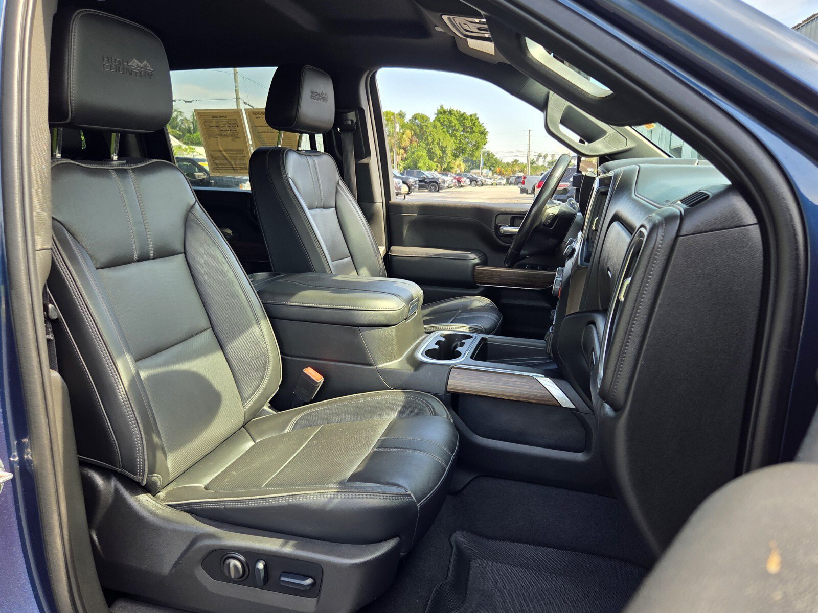Certified 2023 Chevrolet Silverado 3500 High Country AWD/4WD image 17