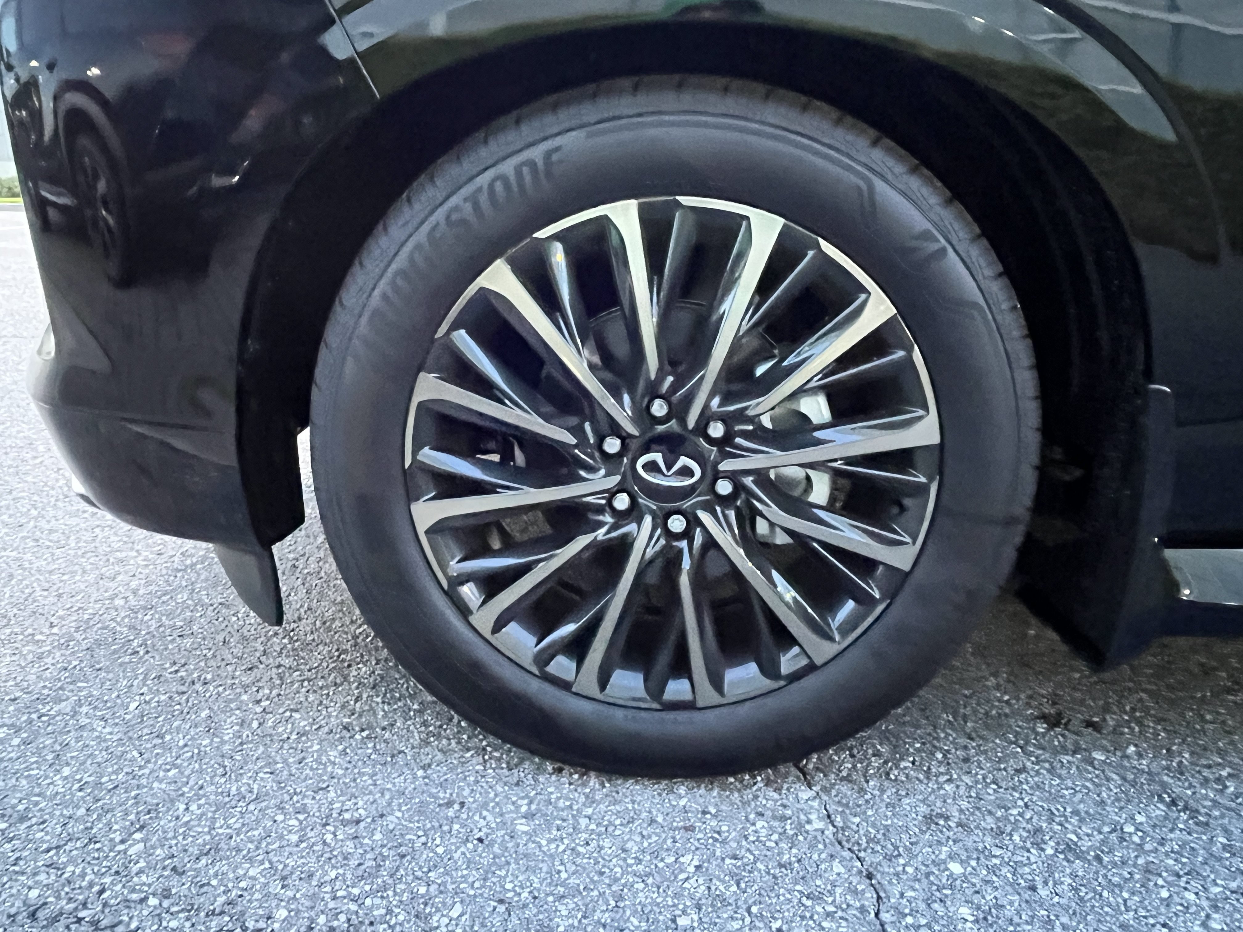 Certified 2026 INFINITI QX80 Autograph w/ Premium Cargo Package AWD/4WD image 9
