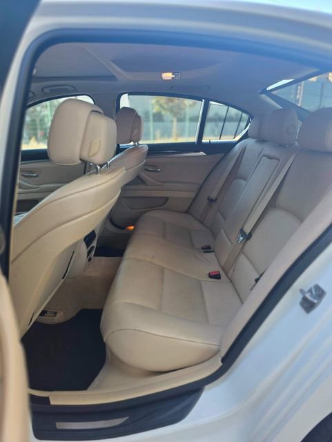 Used 2011 BMW 535i Sedan image 33