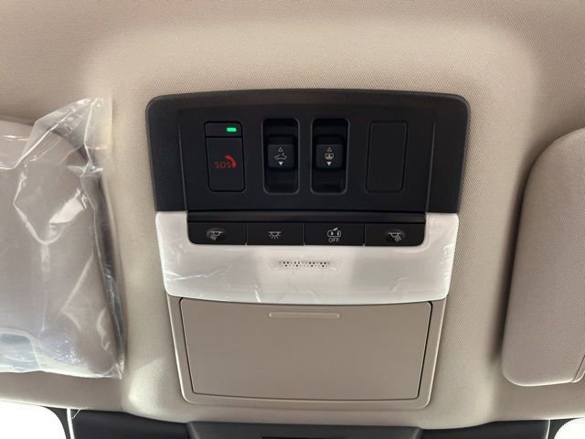 New 2026 Nissan Pathfinder Platinum AWD/4WD image 36