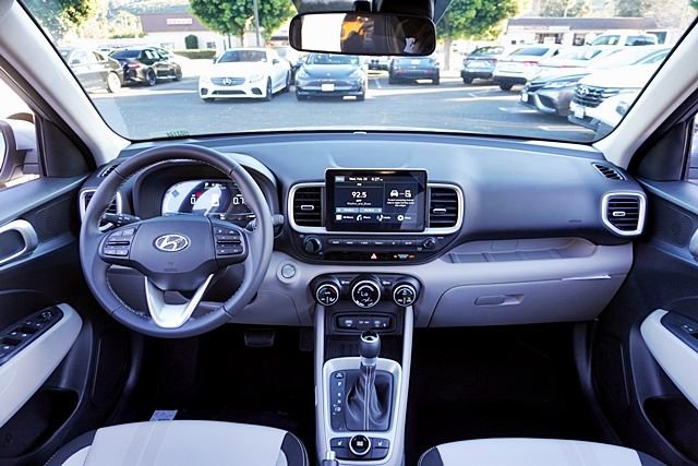 New 2026 Hyundai Venue SEL FWD image 22