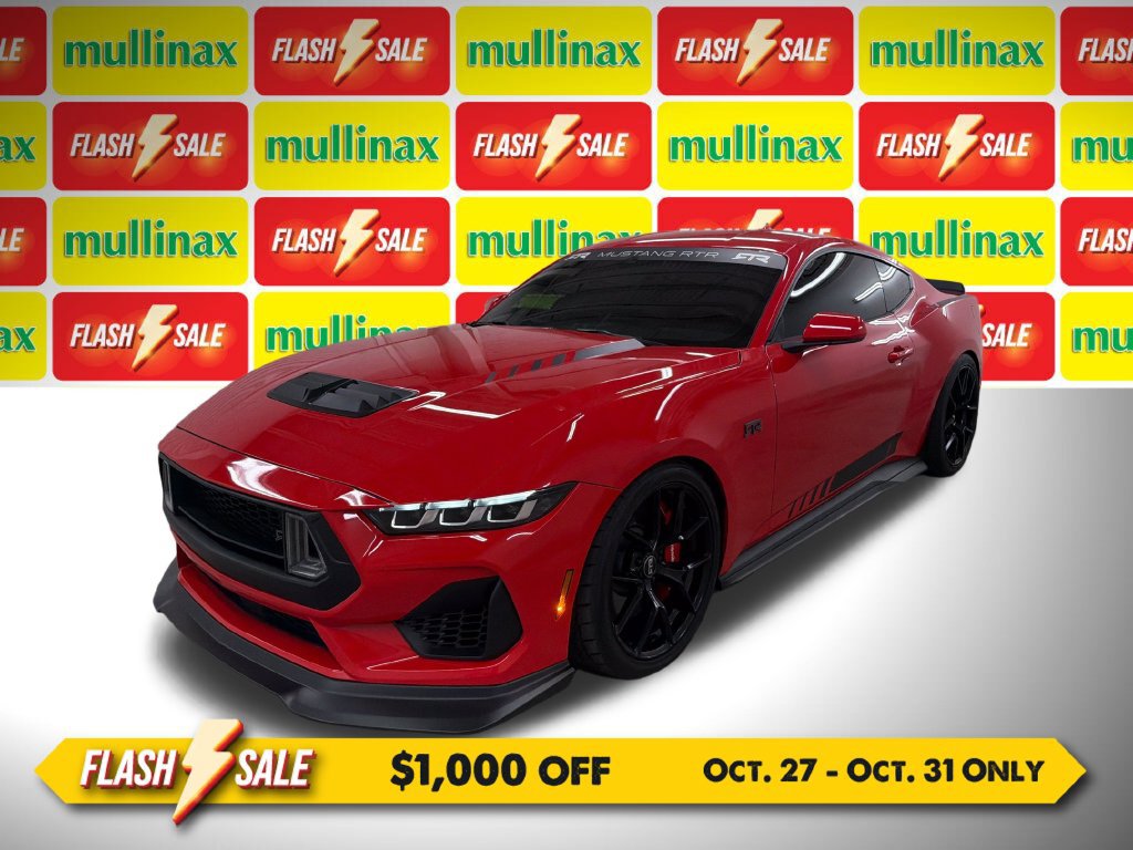 Used 2025 Ford Mustang GT Premium w/ GT Performance Package RWD image 13