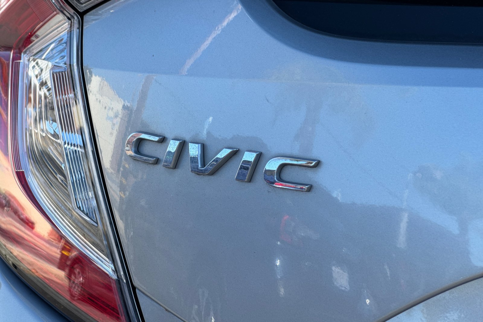 Used 2018 Honda Civic EX image 33