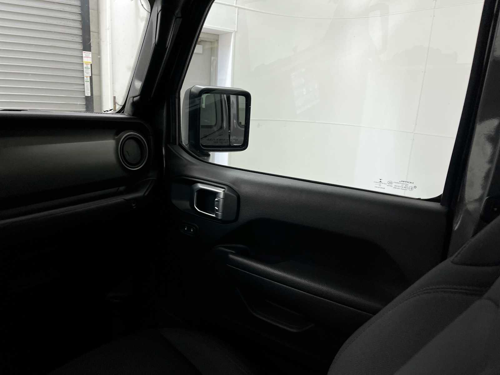 Used 2022 Jeep Gladiator Sport AWD/4WD image 11