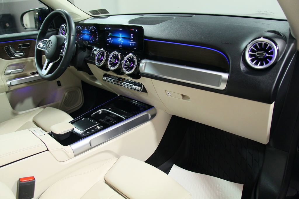 Used 2023 Mercedes-Benz GLB 250 4MATIC image 22