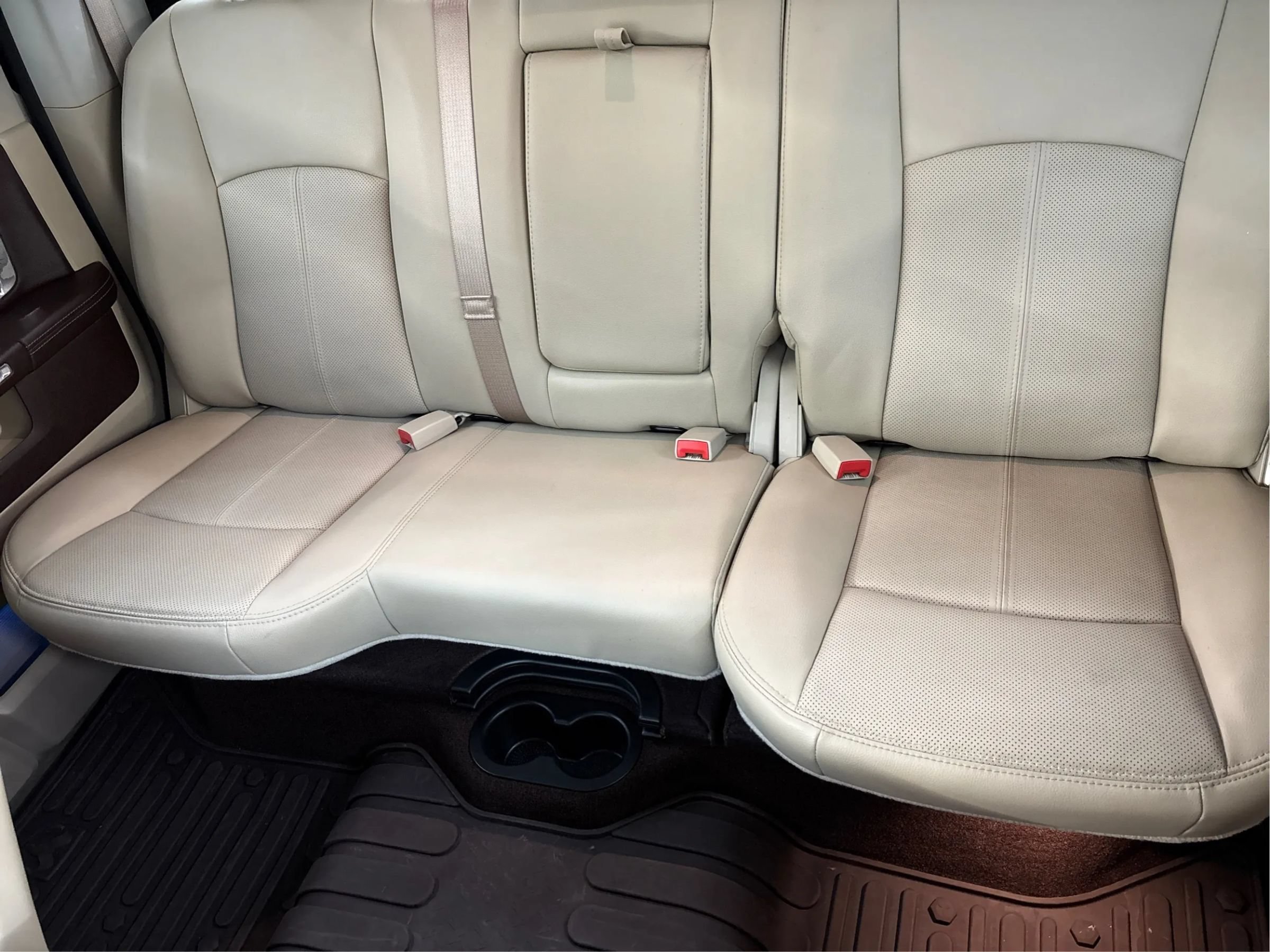 Used 2018 RAM 1500 Laramie w/ Convenience Group AWD/4WD image 20
