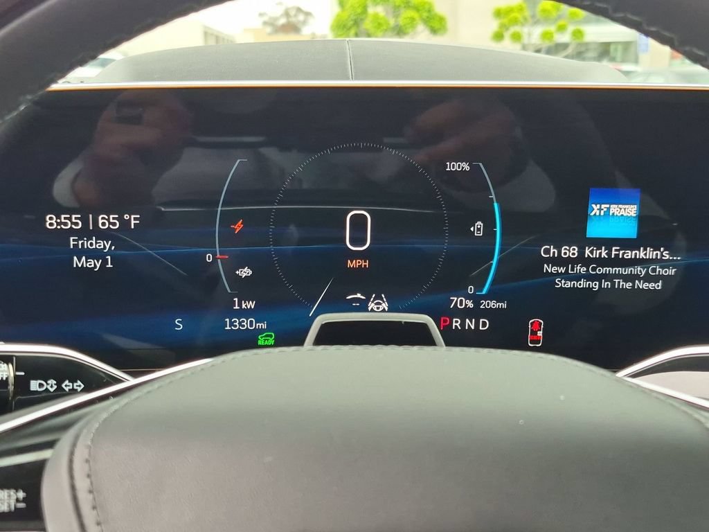 Used 2026 Cadillac Lyriq V AWD/4WD image 3
