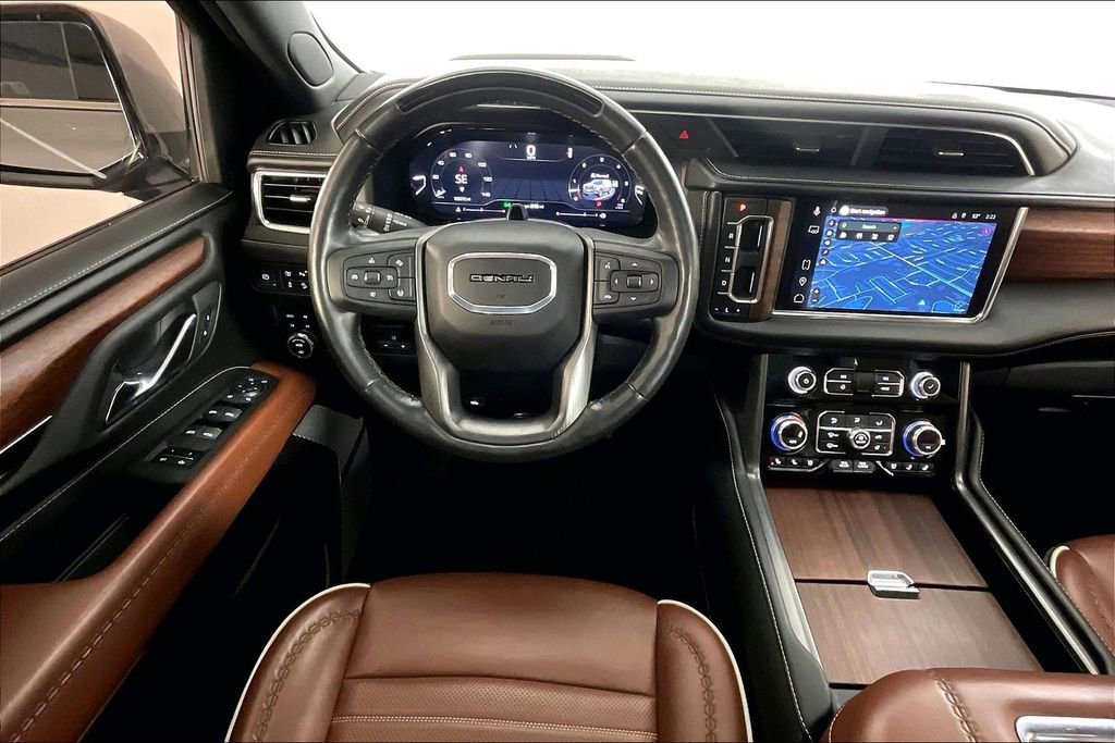 Used 2024 GMC Yukon XL Denali Ultimate image 7