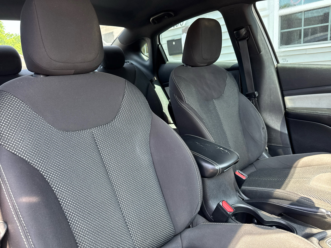 Used 2014 Dodge Dart SXT image 15