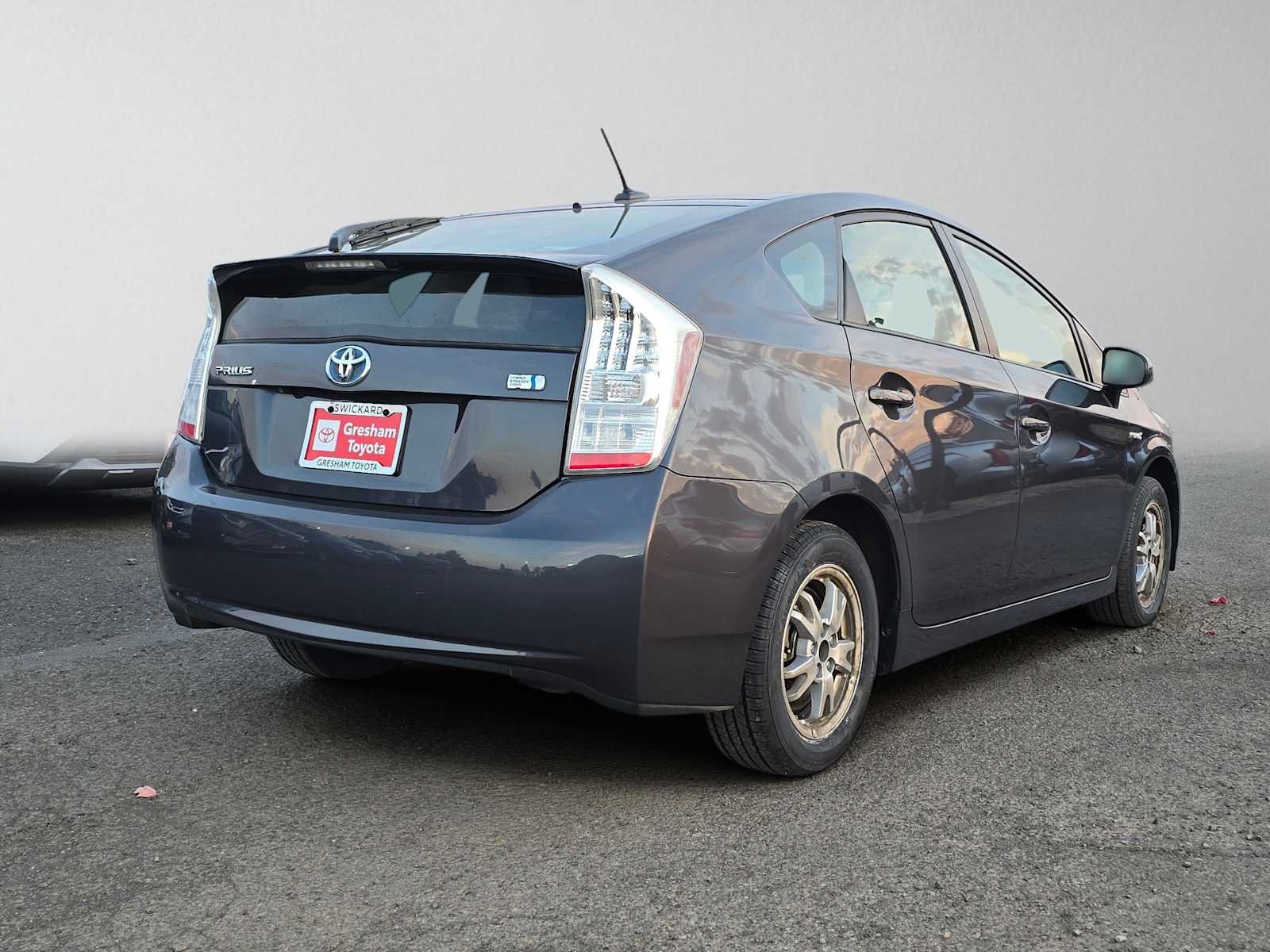 Used 2011 Toyota Prius Four w/ Solar Roof Pkg FWD image 3