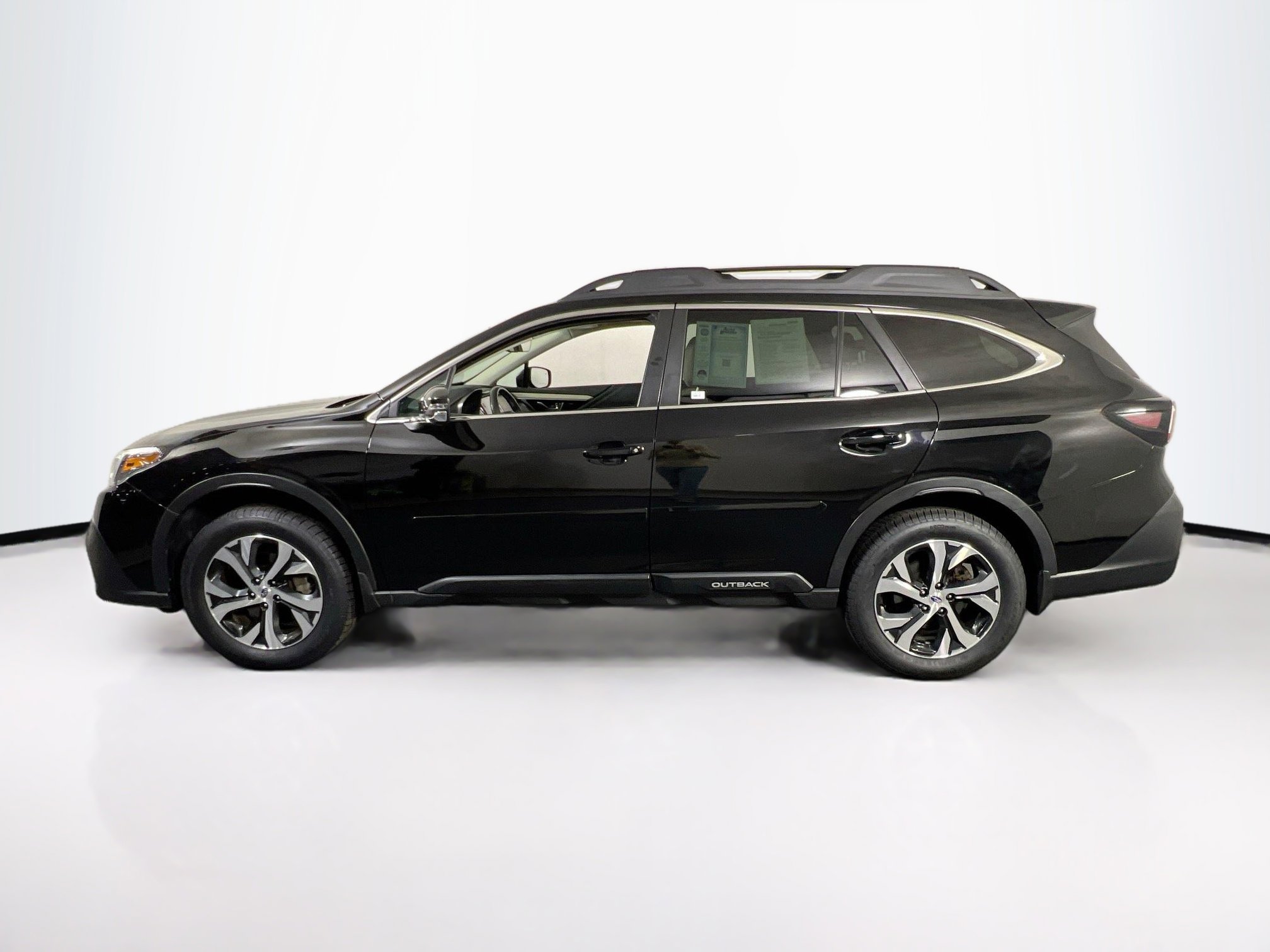Used 2022 Subaru Outback Limited image 8