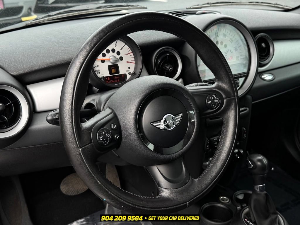 Used 2011 MINI Cooper Clubman FWD image 13