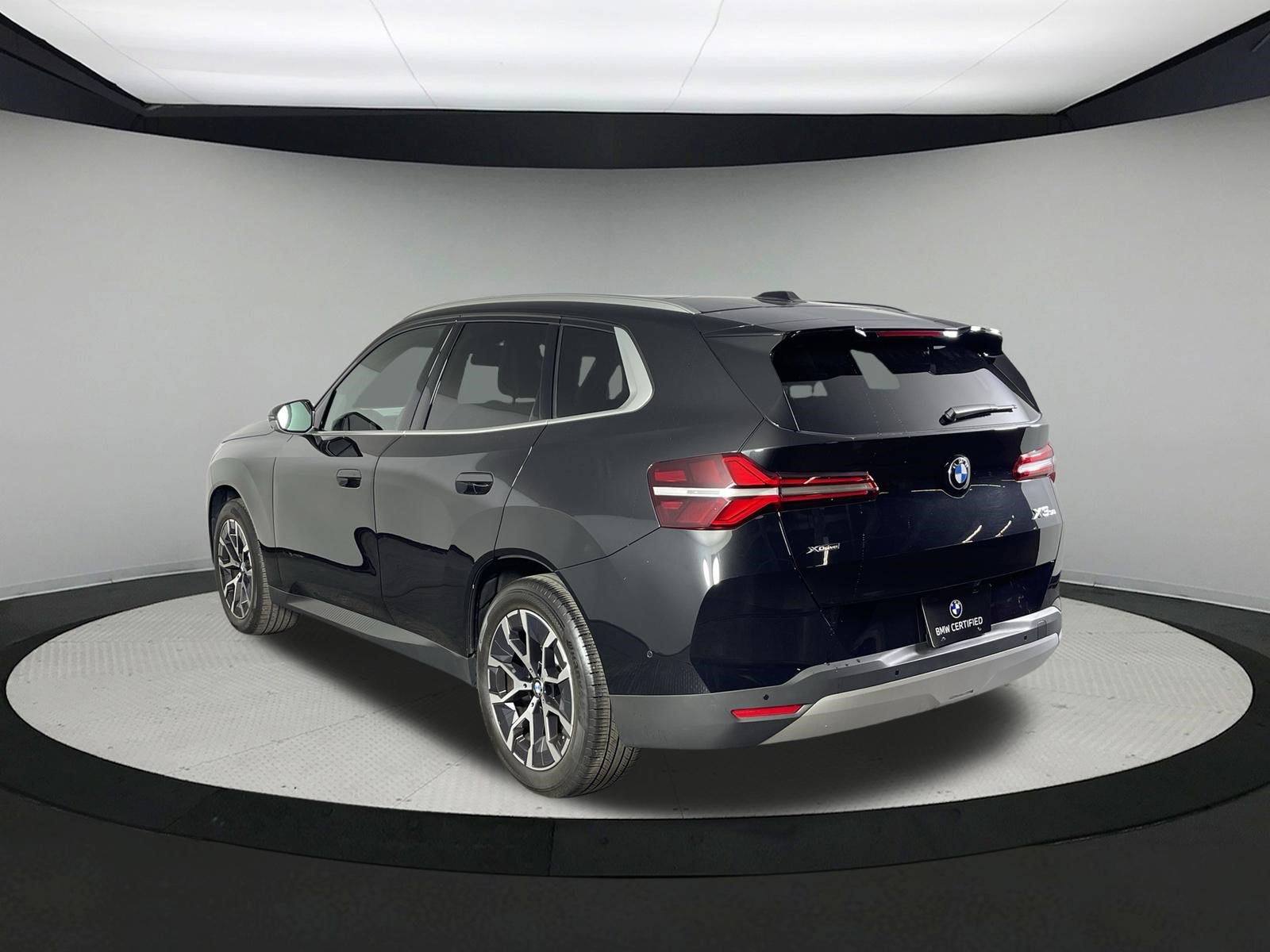 Certified 2025 BMW X3 xDrive30i AWD/4WD image 6