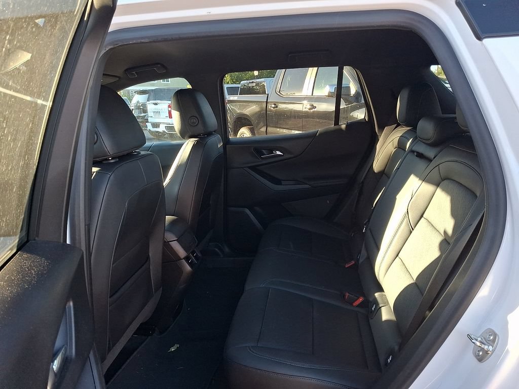 Certified 2025 Chevrolet Equinox LT w/ Convenience Package II AWD/4WD image 10
