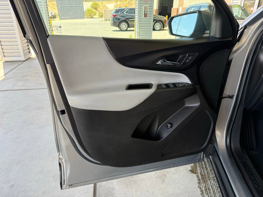 Used 2018 Chevrolet Equinox LT AWD/4WD image 21