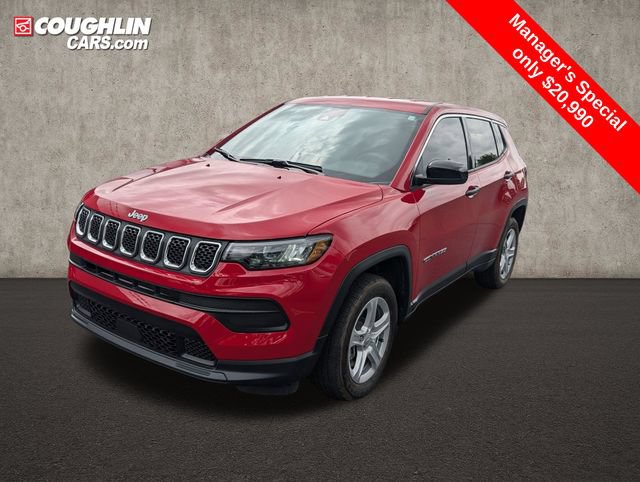 Used 2024 Jeep Compass Sport AWD/4WD image 3