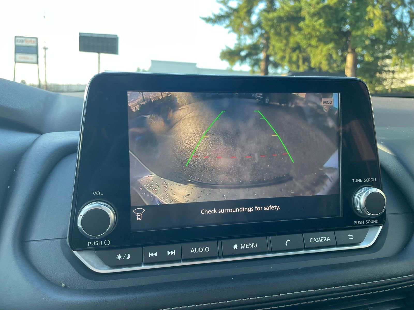 Used 2021 Nissan Rogue SL image 20