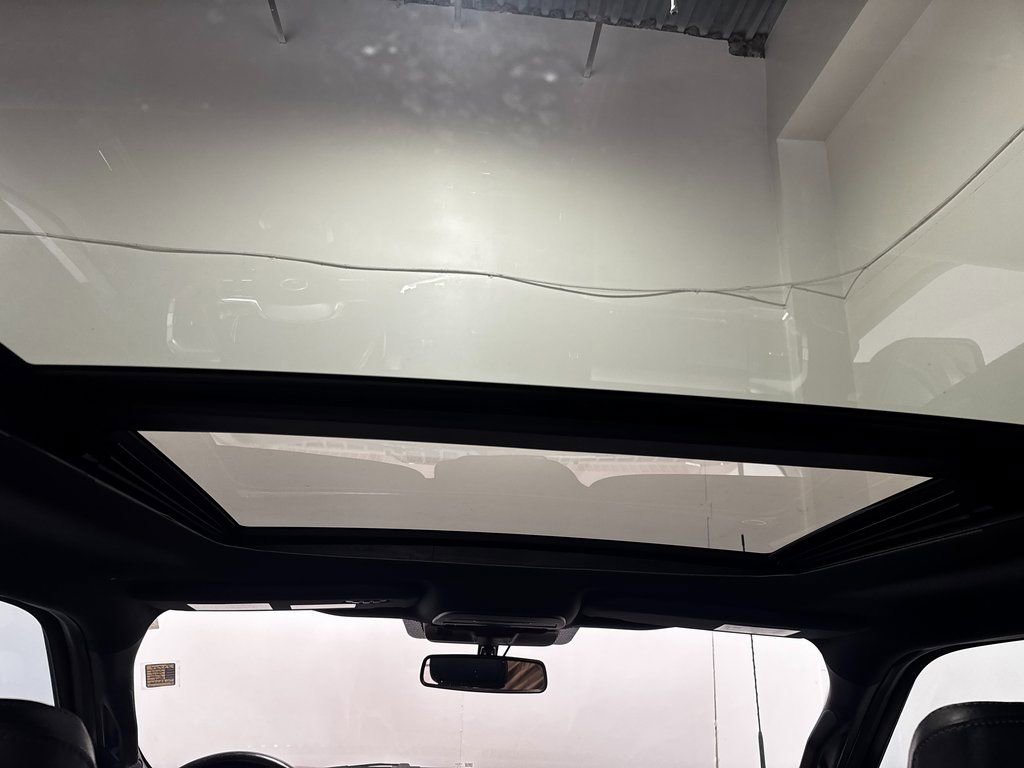 Used 2022 Ford F150 Lariat w/ Equipment Group 502A High image 44