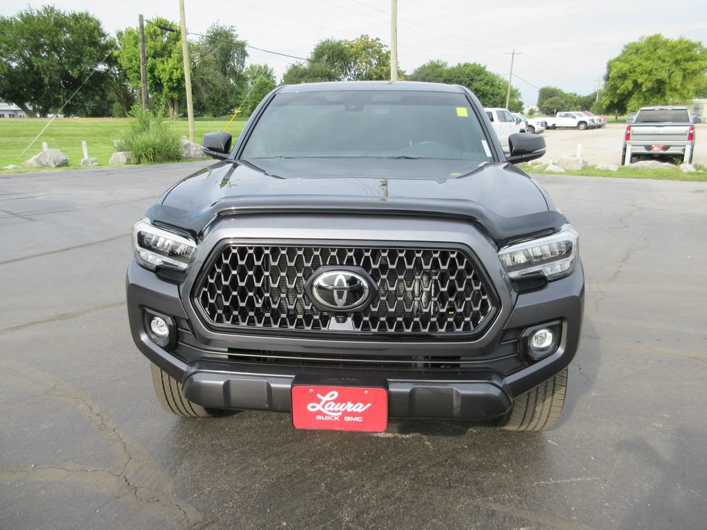 Used 2023 Toyota Tacoma Limited w/ Nightshade Package AWD/4WD image 13