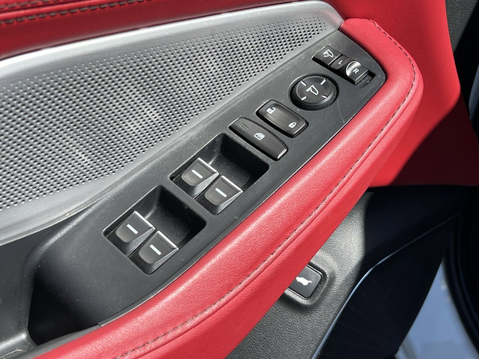 Certified 2025 Acura MDX A-Spec AWD/4WD image 16