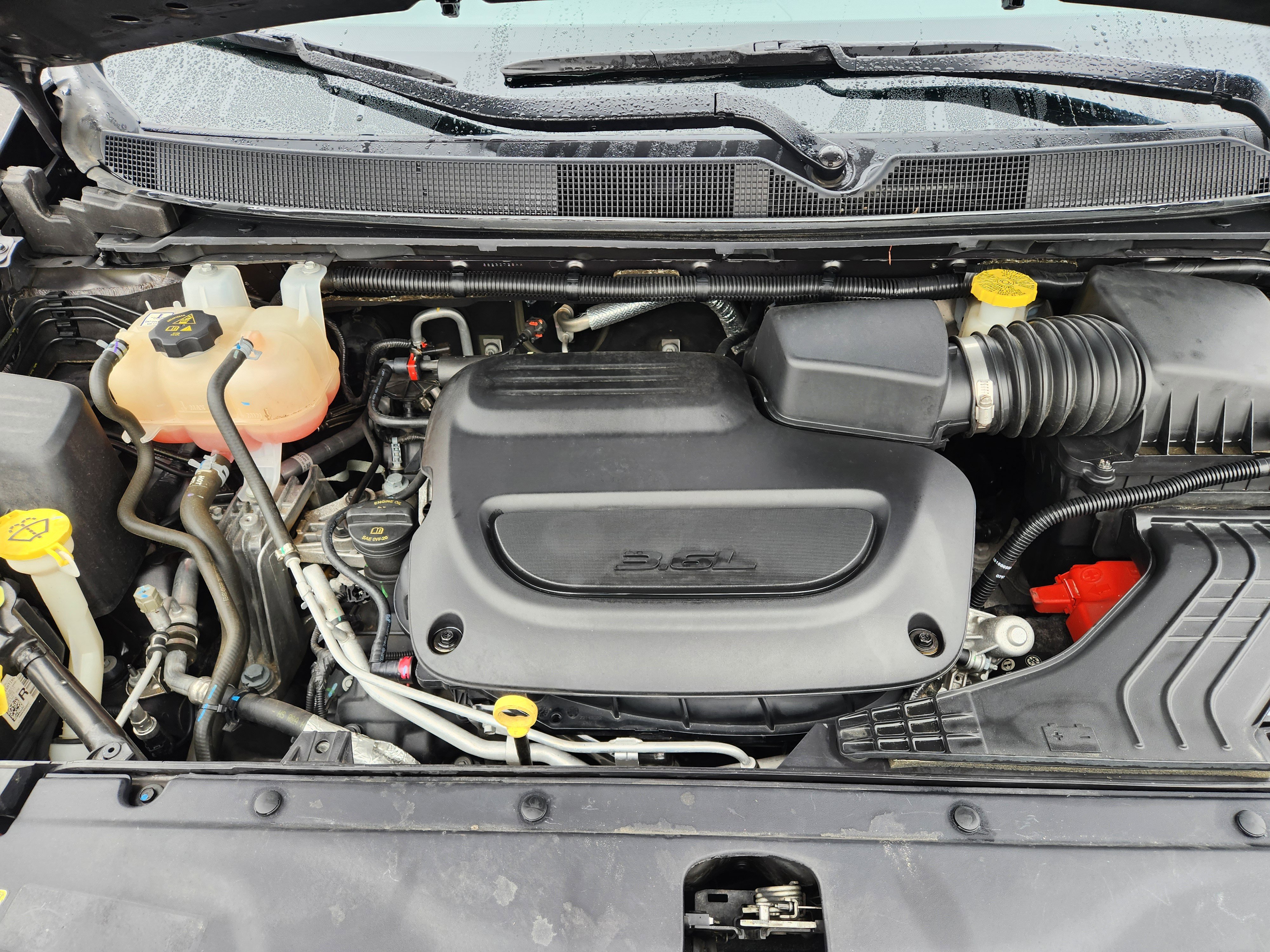 Used 2023 Chrysler Pacifica Touring-L image 9