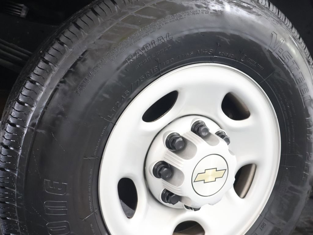 Used 2024 Chevrolet Express 2500 w/ Driver Convenience Package image 26