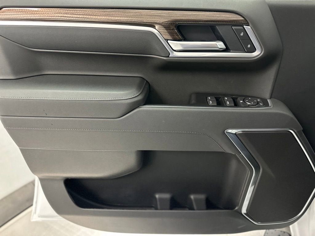New 2026 Chevrolet Silverado 1500 LT RWD image 18