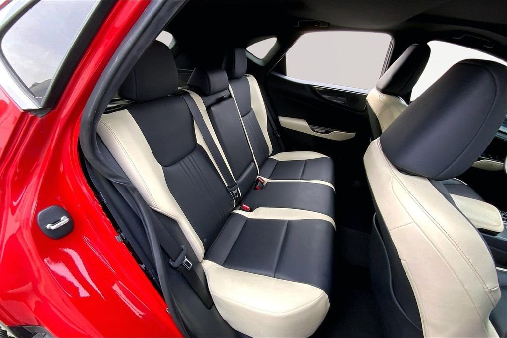 Used 2023 Lexus NX 350 AWD image 17