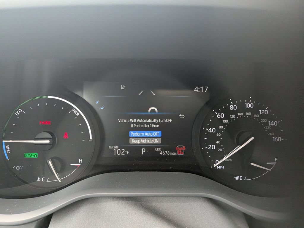 Used 2025 Toyota Sienna LE w/ LE Plus Package FWD image 16