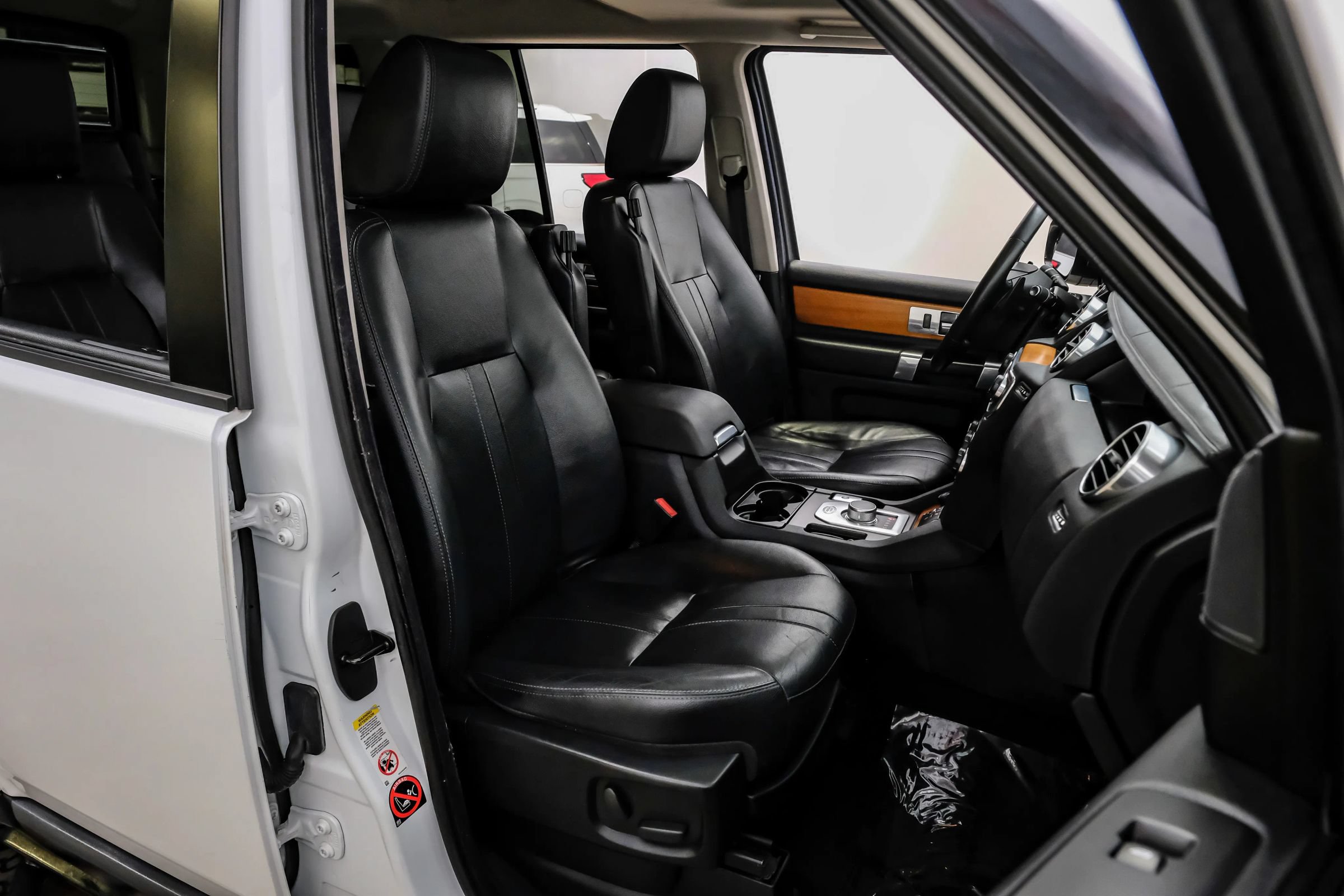 Used 2014 Land Rover LR4 HSE AWD/4WD image 35