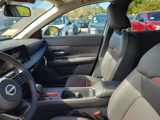 New 2026 Nissan Kicks SR FWD image 8