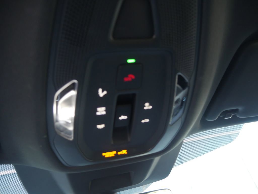 Used 2025 Audi Q5 Premium w/ Convenience Package image 46