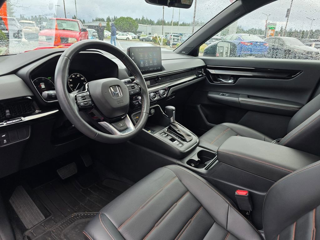 Used 2025 Honda CR-V Sport Touring image 11