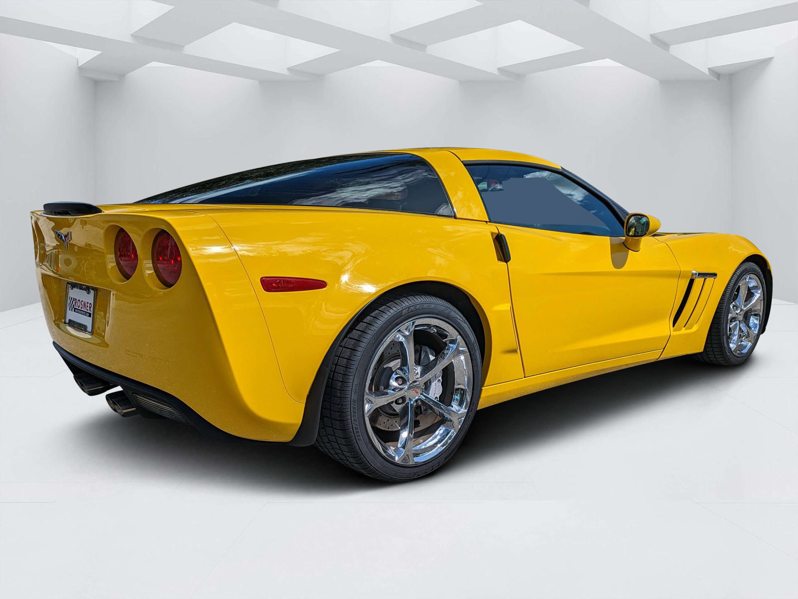 Used 2010 Chevrolet Corvette Grand Sport w/ Preferred Equipment Group RWD image 3