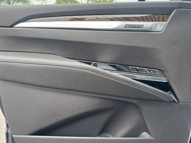 New 2025 Cadillac Escalade ESV Premium Luxury Platinum image 11