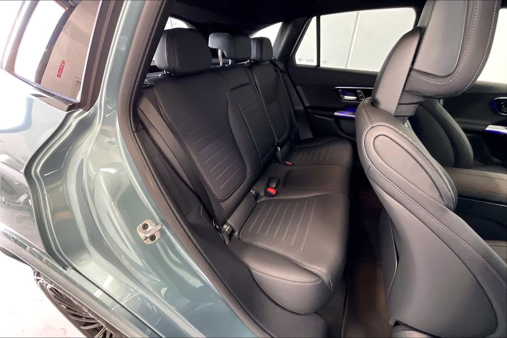 Used 2026 Mercedes-Benz GLC 300 4MATIC image 18