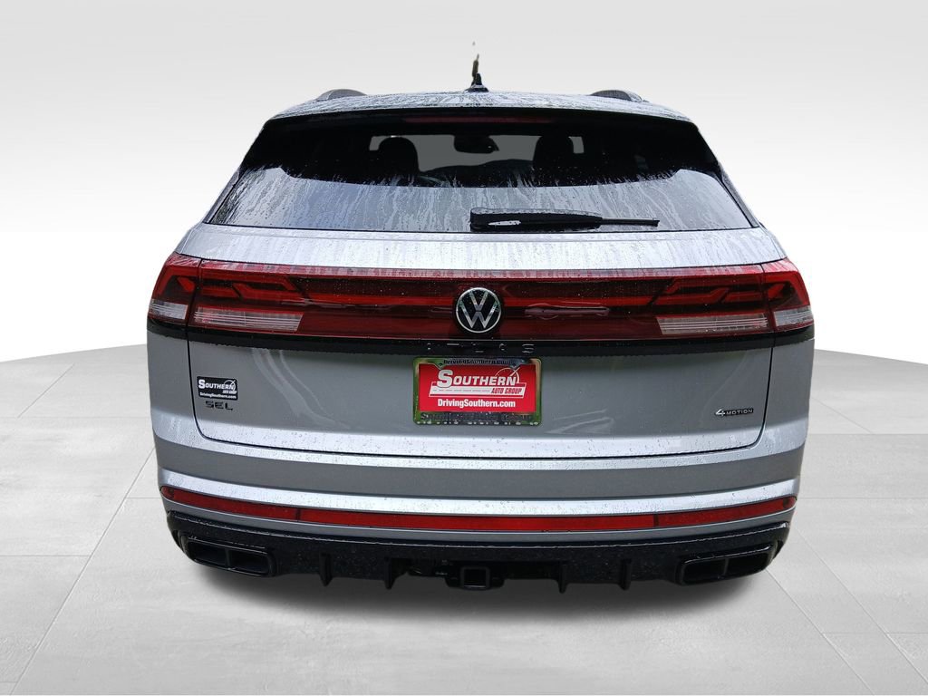 New 2026 Volkswagen Atlas Cross Sport SEL R-Line image 4