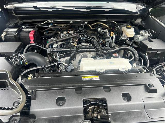 Certified 2024 Toyota Tacoma SR w/ SR Upgrade Package AWD/4WD image 25