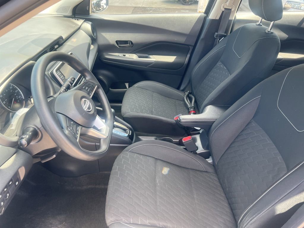 Used 2022 Nissan Kicks S FWD image 4