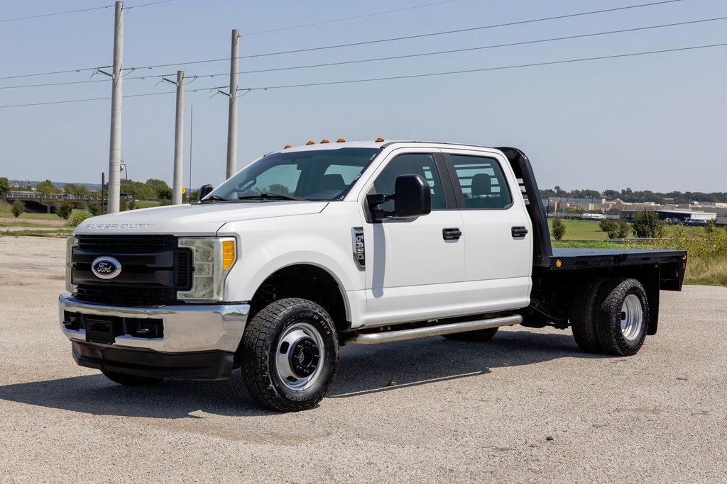 Used 2017 Ford F350 XL w/ XL Value Package image 3